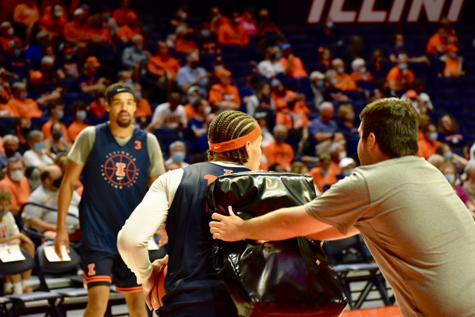 Photos: Illinois hosts open practice